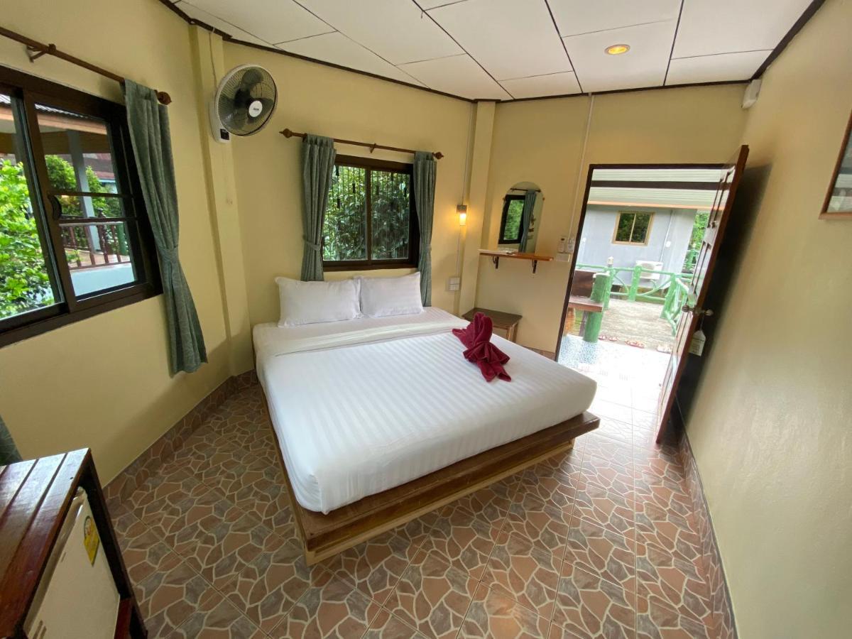 Khao Sok Jungle Huts Resort Khao Sok National Park Extérieur photo