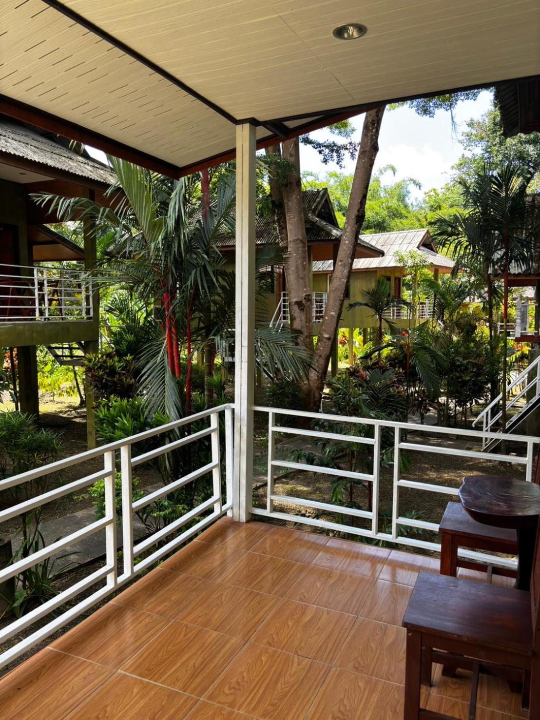 Khao Sok Jungle Huts Resort Khao Sok National Park Extérieur photo