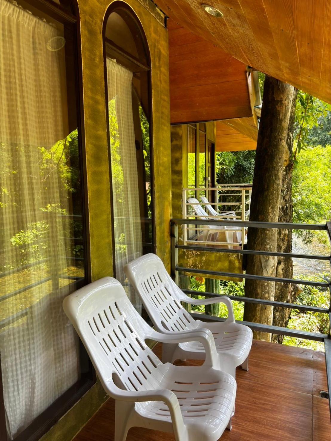 Khao Sok Jungle Huts Resort Khao Sok National Park Extérieur photo